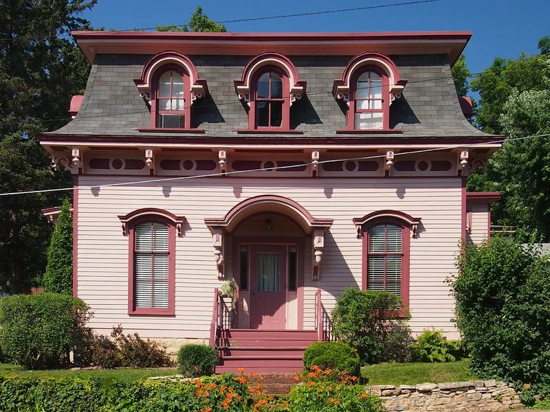 Pink house — Ivory McKusick House, Stillwater